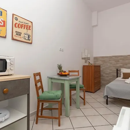 Apartament Dora's